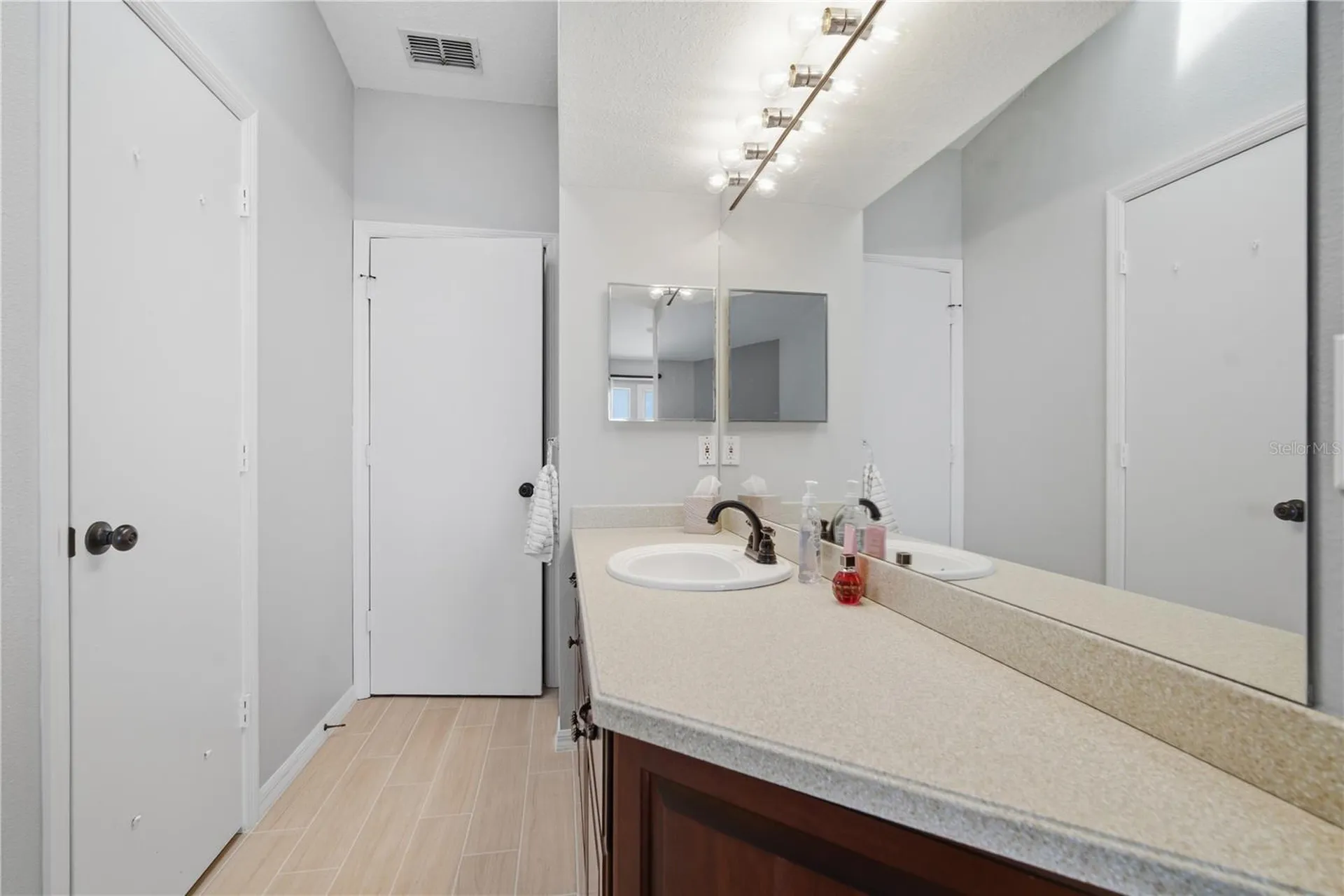 643 Garland Circle Indian Rocks Beach FL 33785
