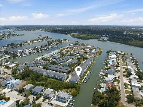 643 Garland Circle Indian Rocks Beach FL 33785