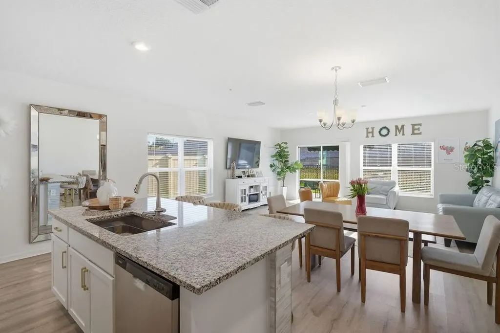 9418 Westside Hills Drive Davenport FL 33896
