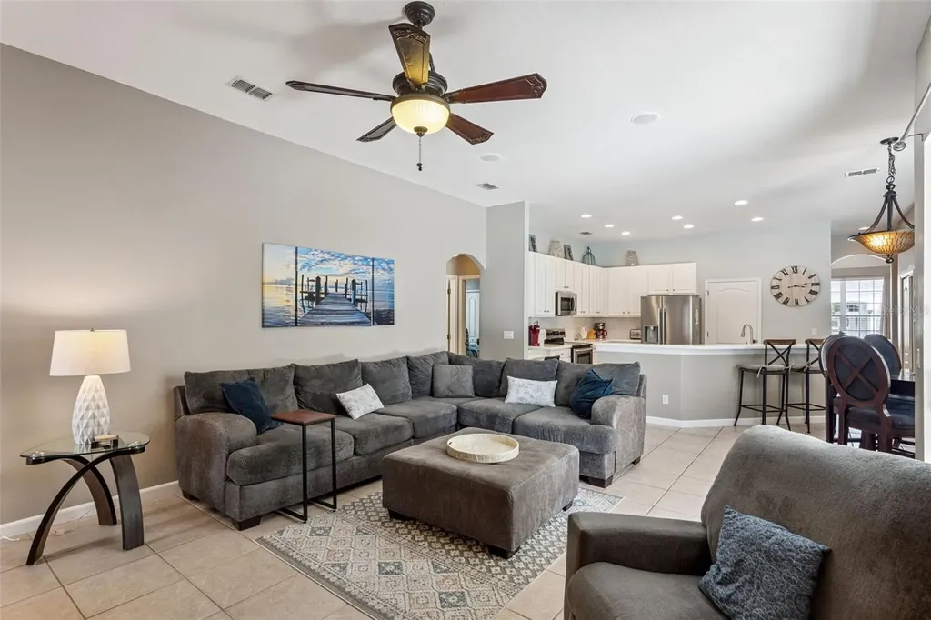 259 N Hampton Davenport FL 33897