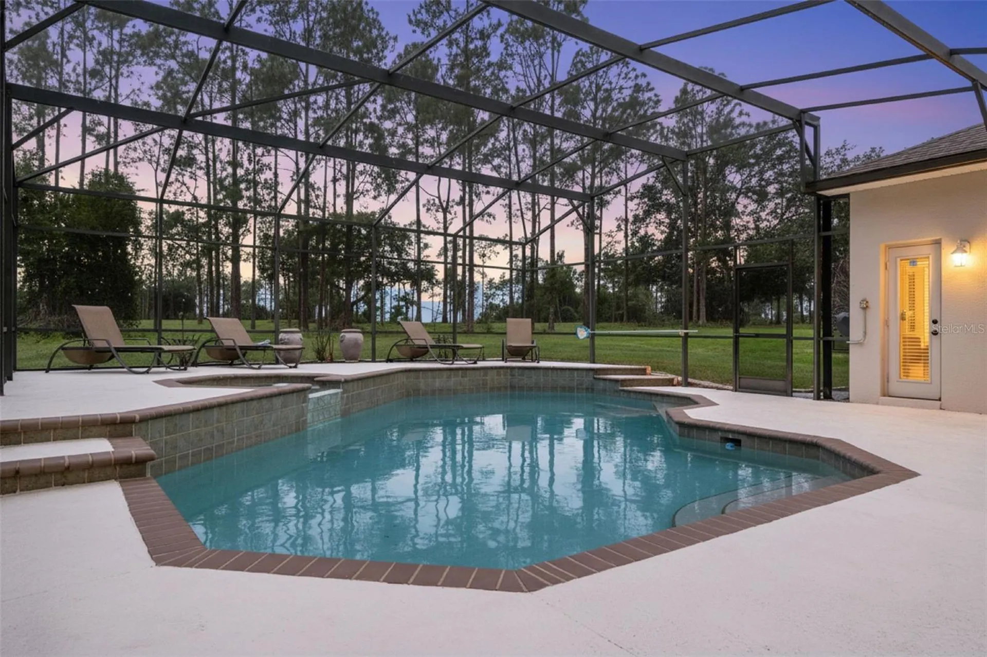 259 N Hampton Davenport FL 33897