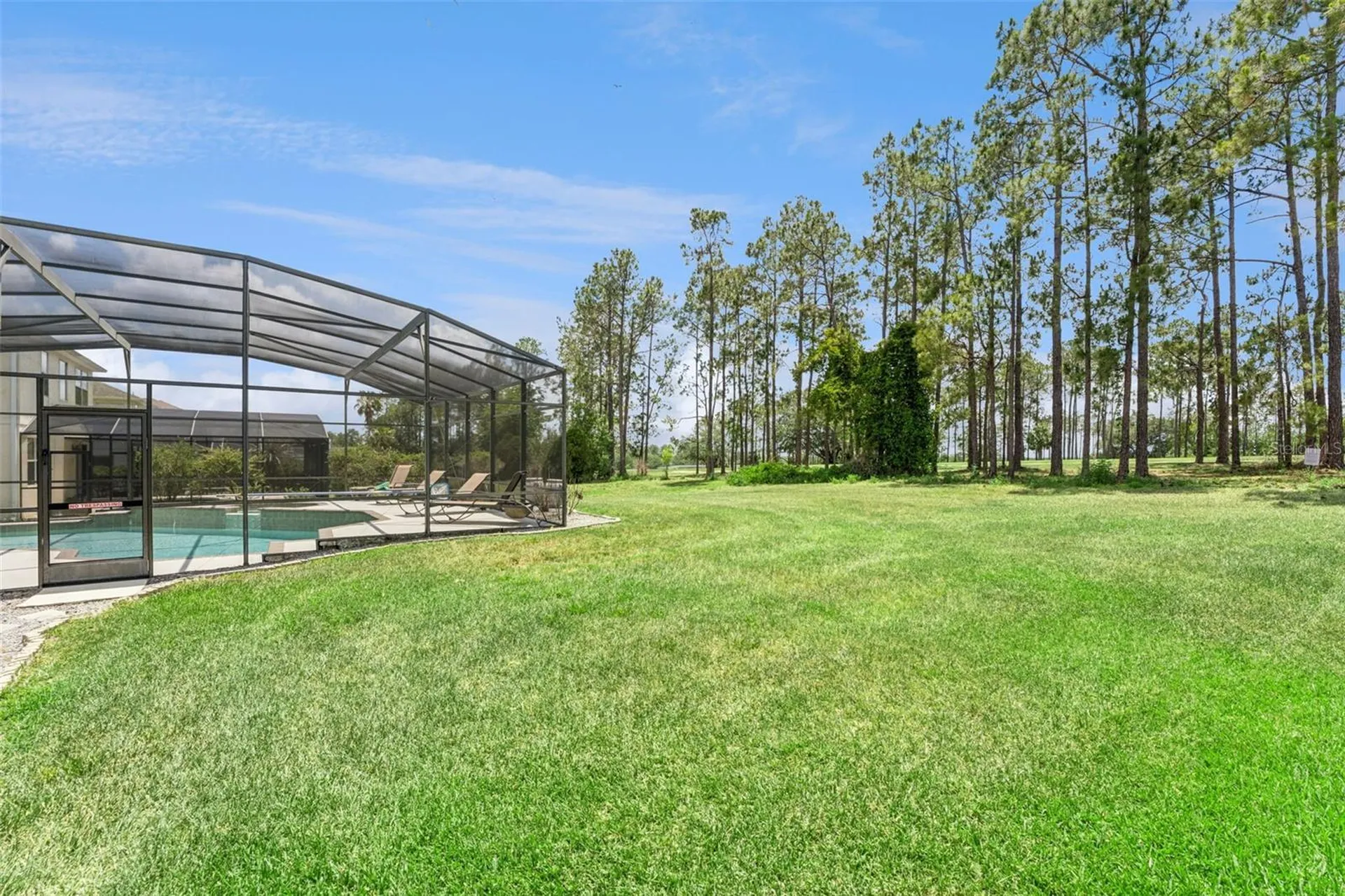 259 N Hampton Davenport FL 33897