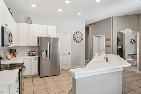 259 N Hampton Davenport FL 33897