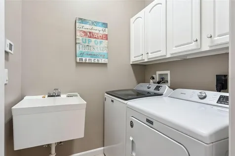 259 N Hampton Davenport FL 33897