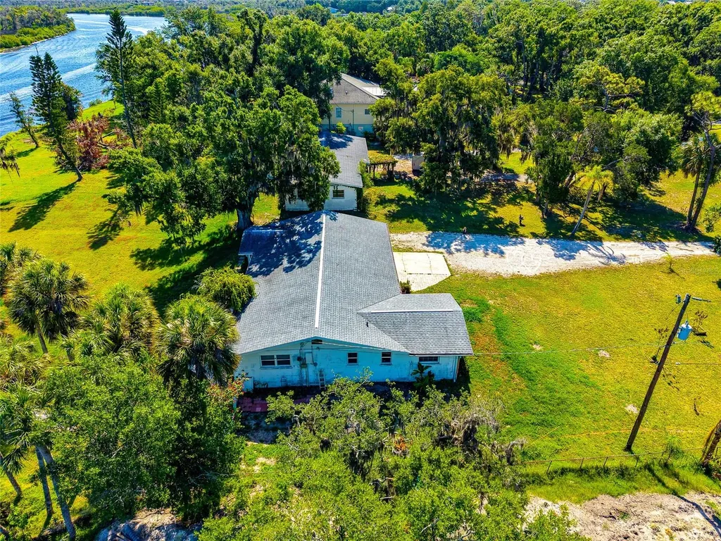11903 Upper Manatee River Road Bradenton FL 34212