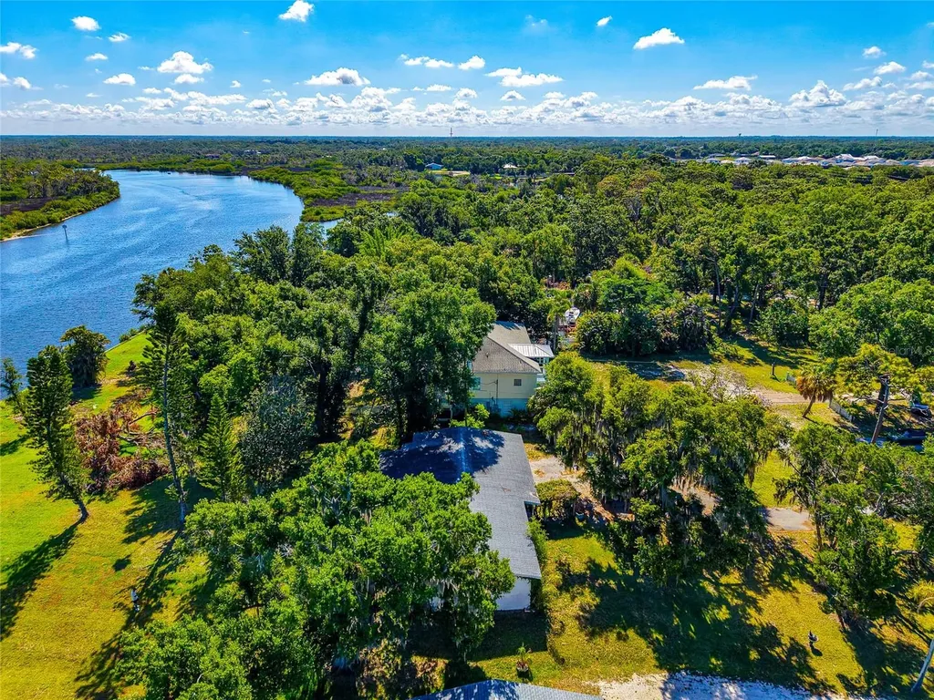 11903 Upper Manatee River Road Bradenton FL 34212