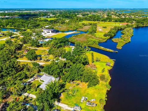 11903 Upper Manatee River Road Bradenton FL 34212