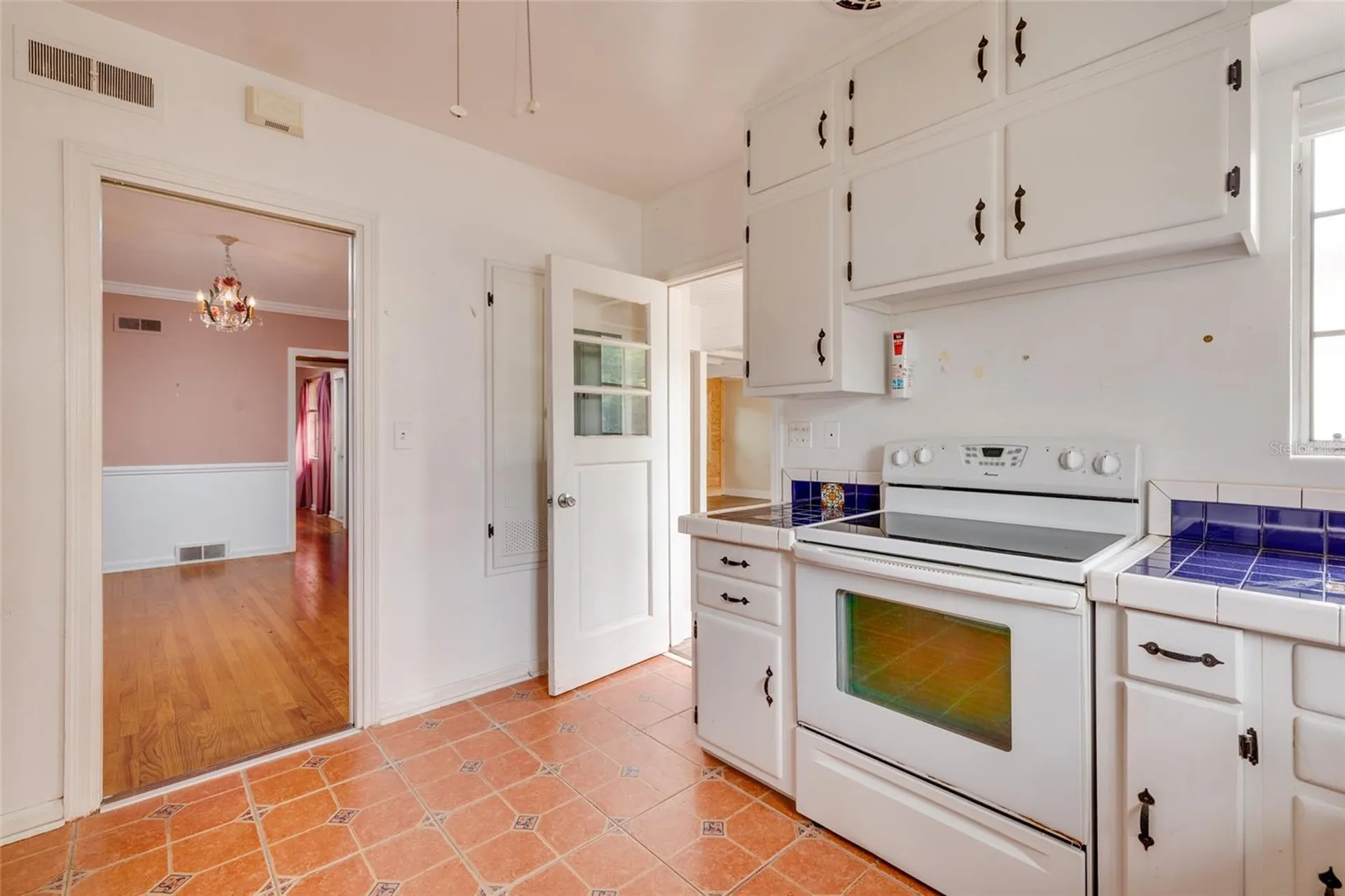 325 Orangeview Avenue Clearwater FL 33755