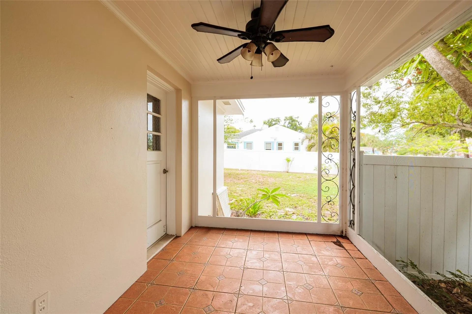 325 Orangeview Avenue Clearwater FL 33755