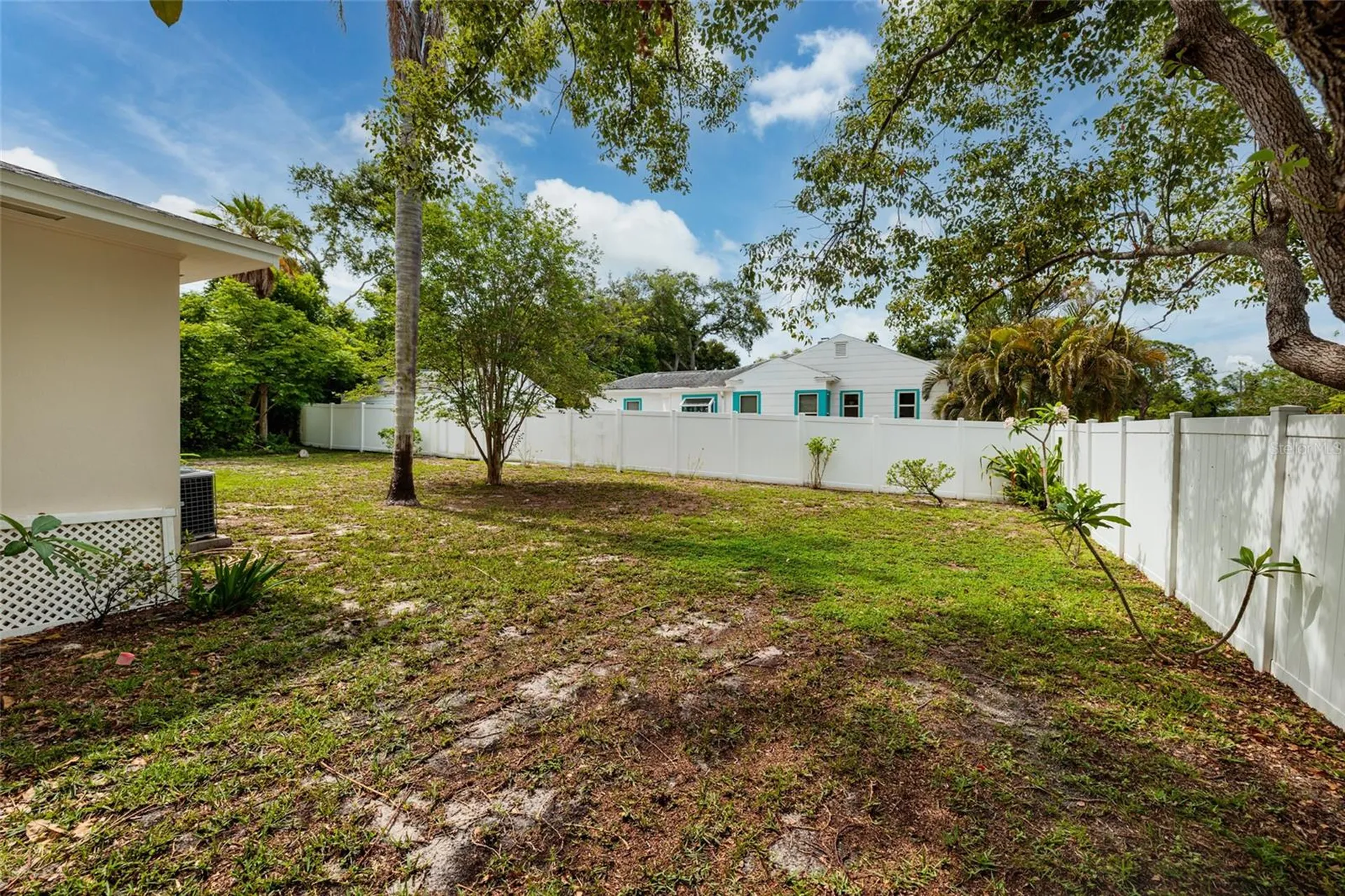 325 Orangeview Avenue Clearwater FL 33755