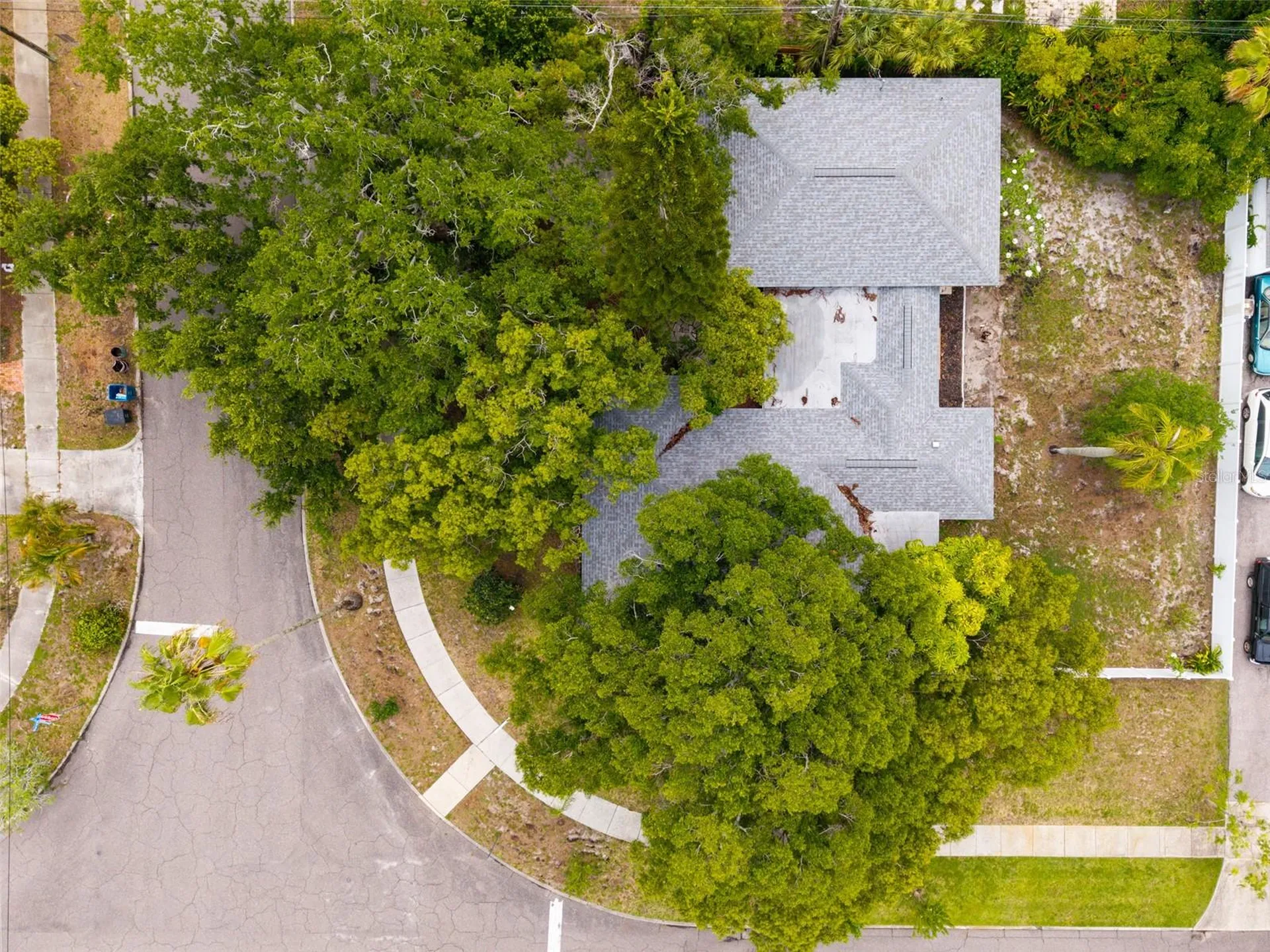 325 Orangeview Avenue Clearwater FL 33755
