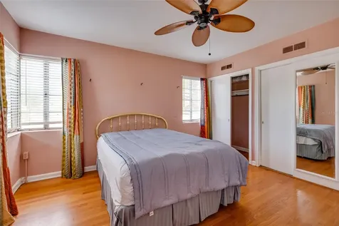 325 Orangeview Avenue Clearwater FL 33755