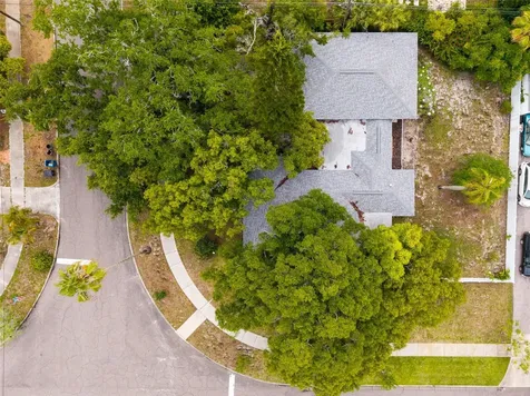 325 Orangeview Avenue Clearwater FL 33755