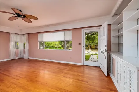 325 Orangeview Avenue Clearwater FL 33755