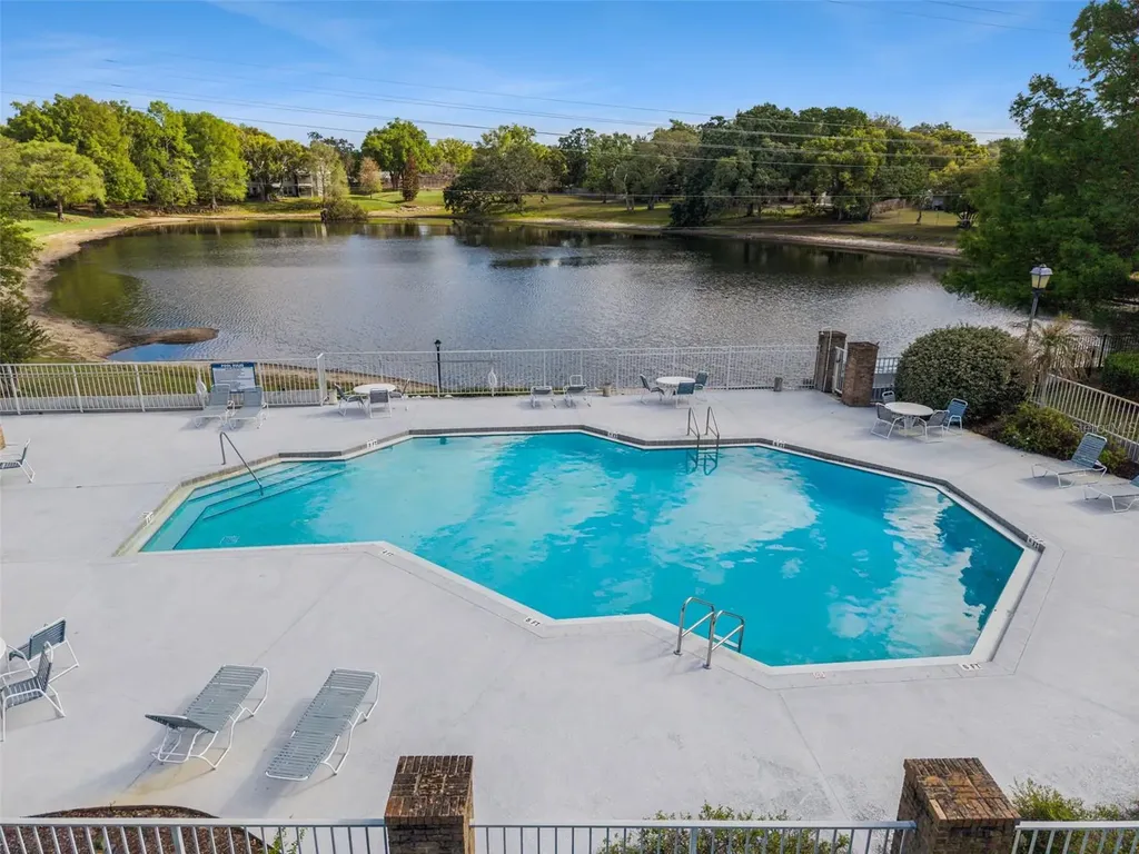 2258 Coach House Boulevard Orlando FL 32812
