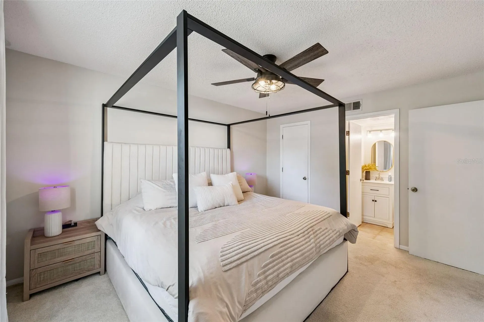 2258 Coach House Boulevard Orlando FL 32812