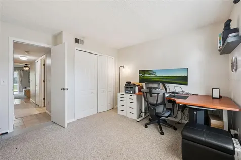 2258 Coach House Boulevard Orlando FL 32812