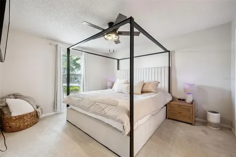 2258 Coach House Boulevard Orlando FL 32812