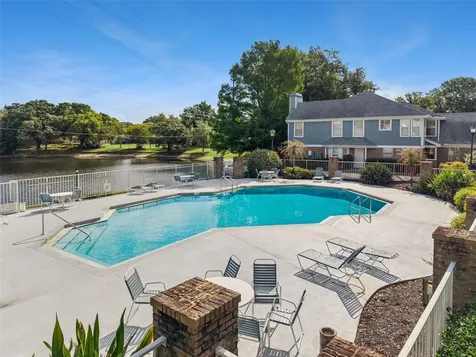 2258 Coach House Boulevard Orlando FL 32812