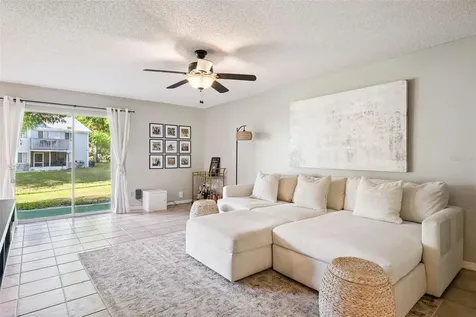 2258 Coach House Boulevard Orlando FL 32812
