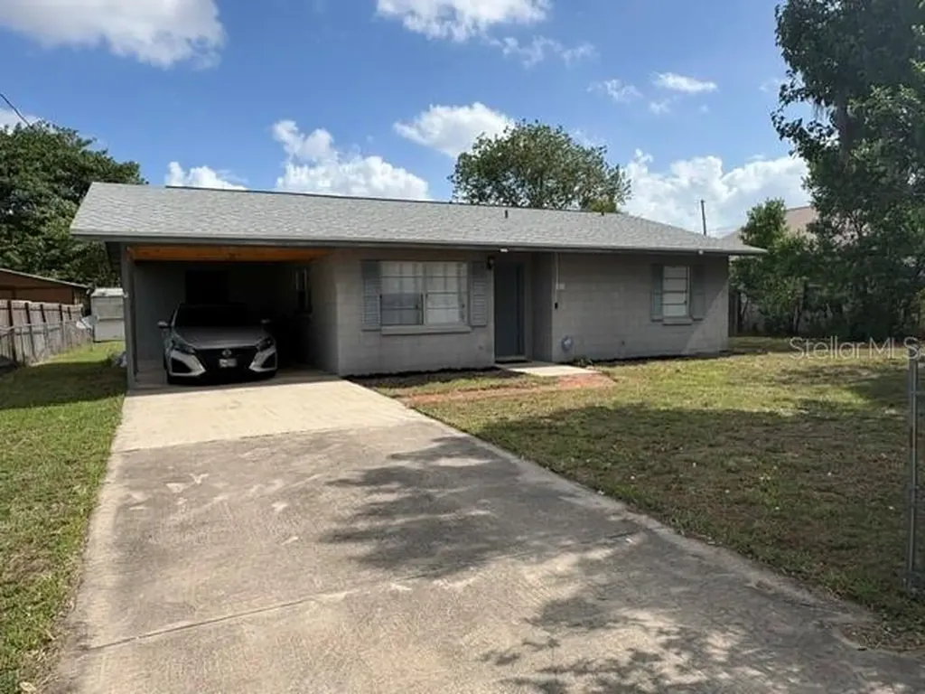 506 W 9th Street Frostproof FL 33843