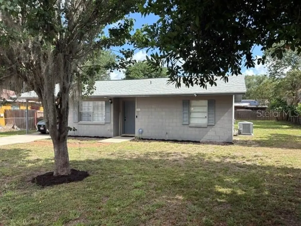 506 W 9th Street Frostproof FL 33843