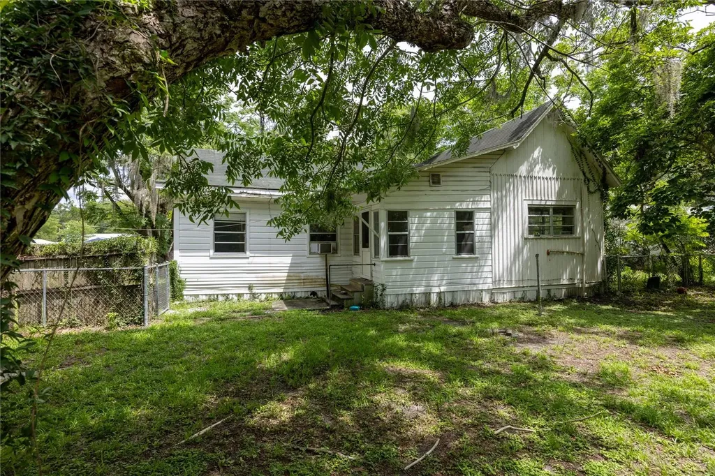 18722 NW 235th Street High Springs FL 32643