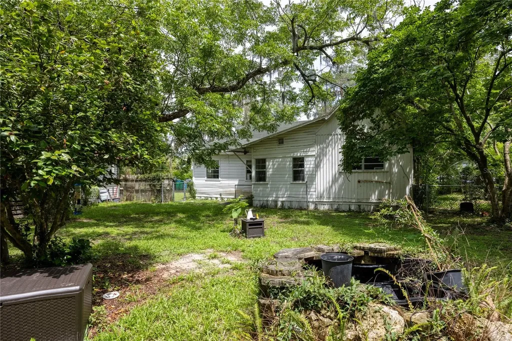 18722 NW 235th Street High Springs FL 32643