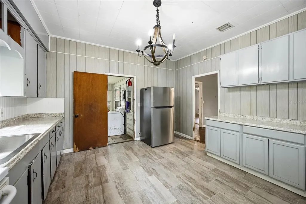 18722 NW 235th Street High Springs FL 32643
