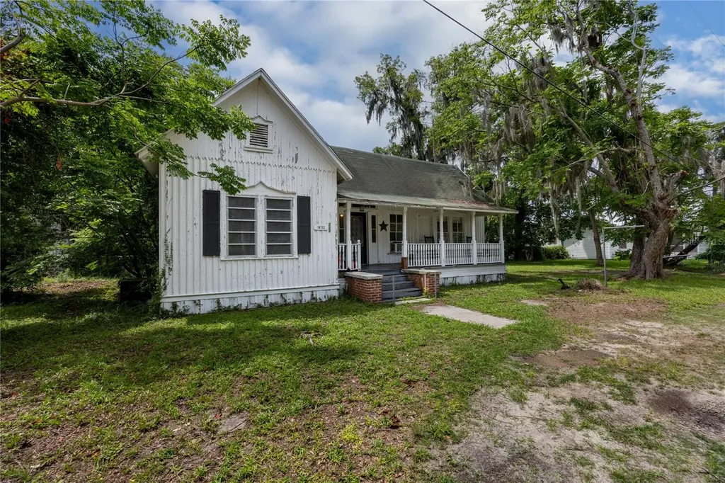 18722 NW 235th Street High Springs FL 32643
