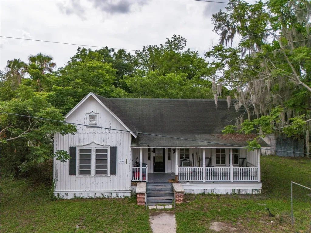 18722 NW 235th Street High Springs FL 32643