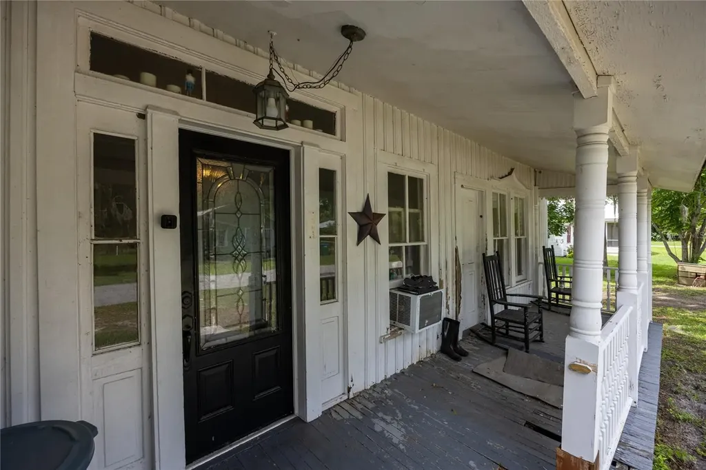 18722 NW 235th Street High Springs FL 32643