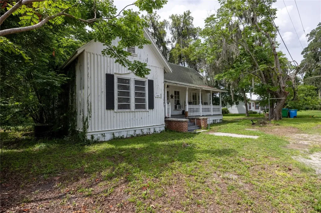 18722 NW 235th Street High Springs FL 32643