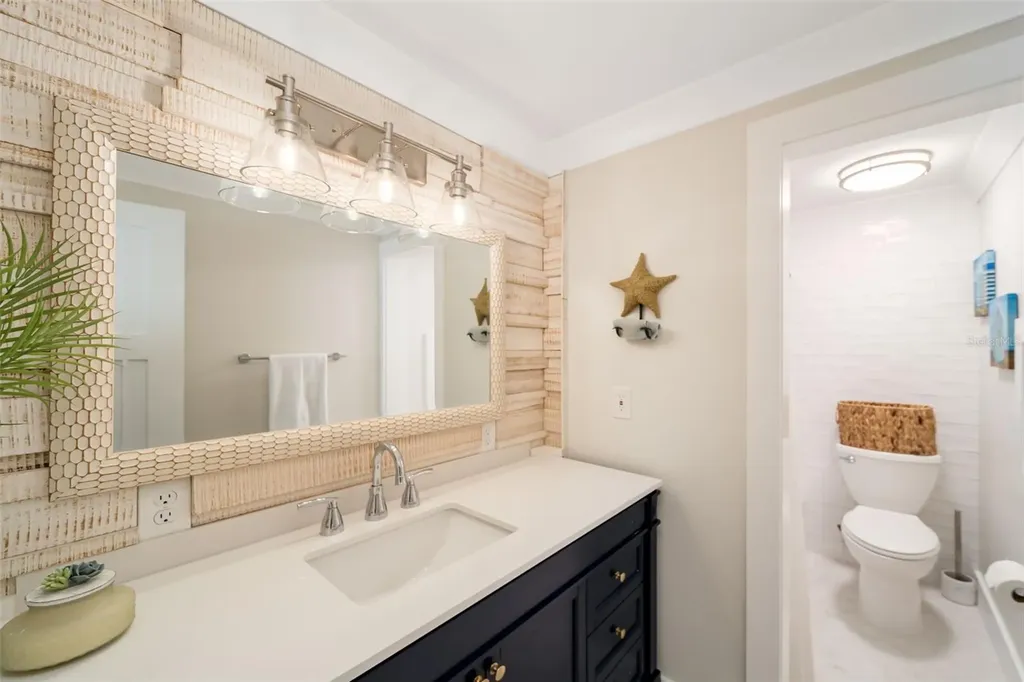546 Spanish Drive S Longboat Key FL 34228