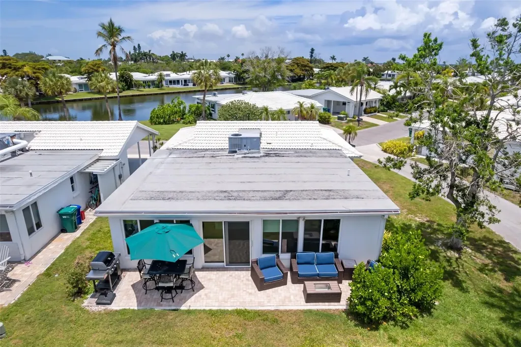 546 Spanish Drive S Longboat Key FL 34228