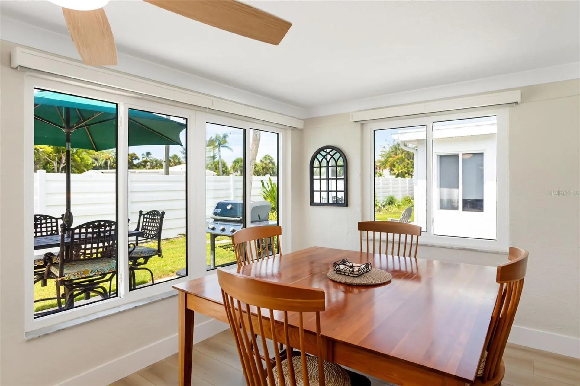 546 Spanish Drive S Longboat Key FL 34228