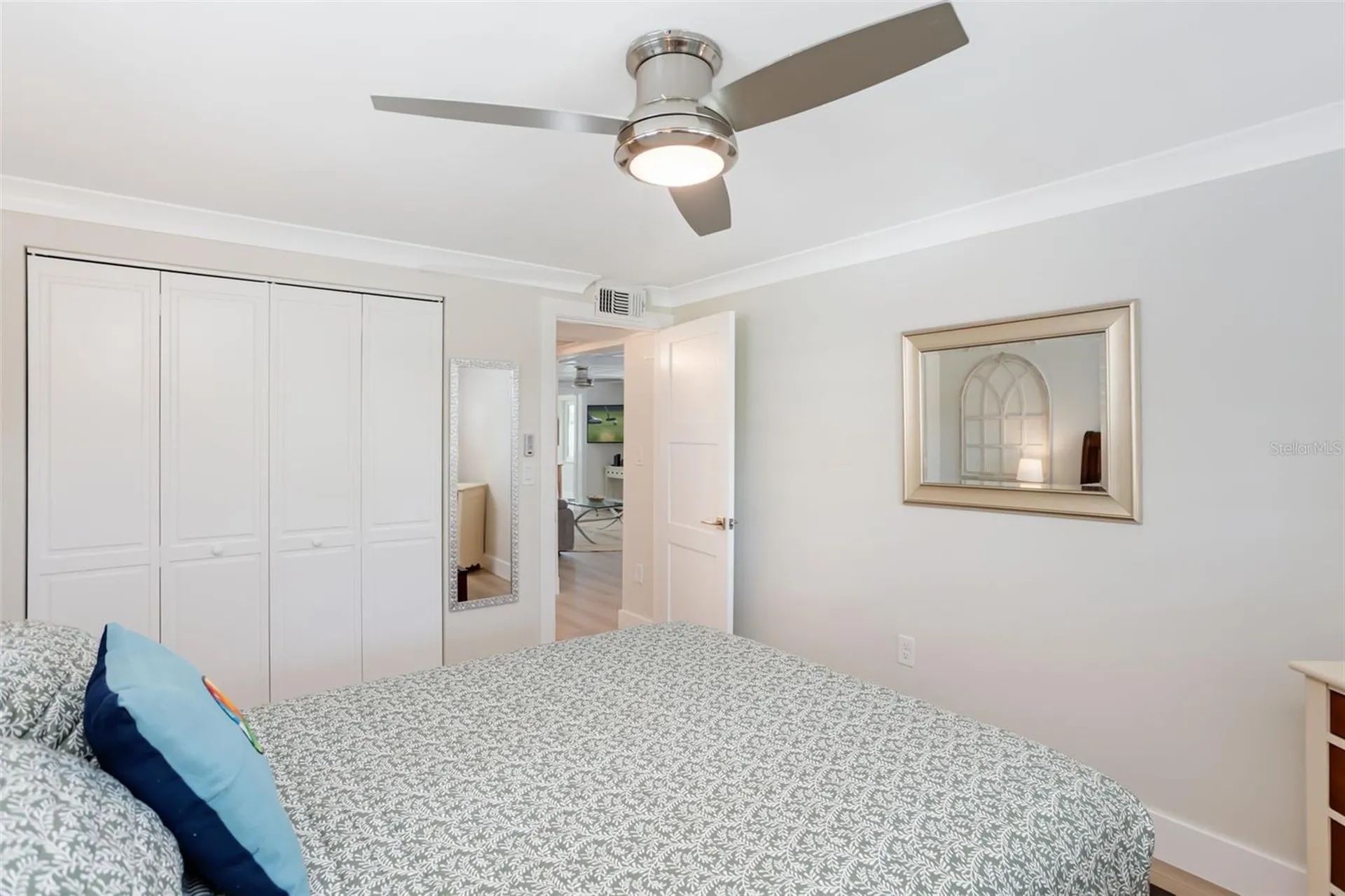 546 Spanish Drive S Longboat Key FL 34228