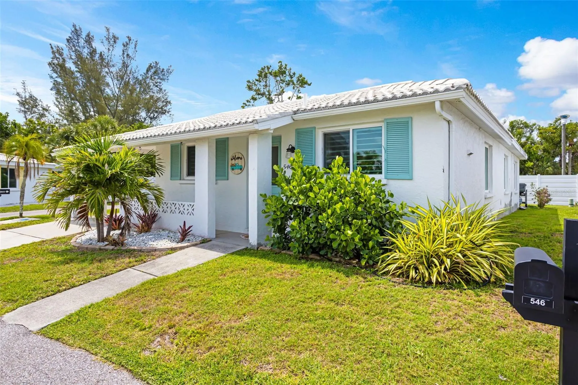 546 Spanish Drive S Longboat Key FL 34228