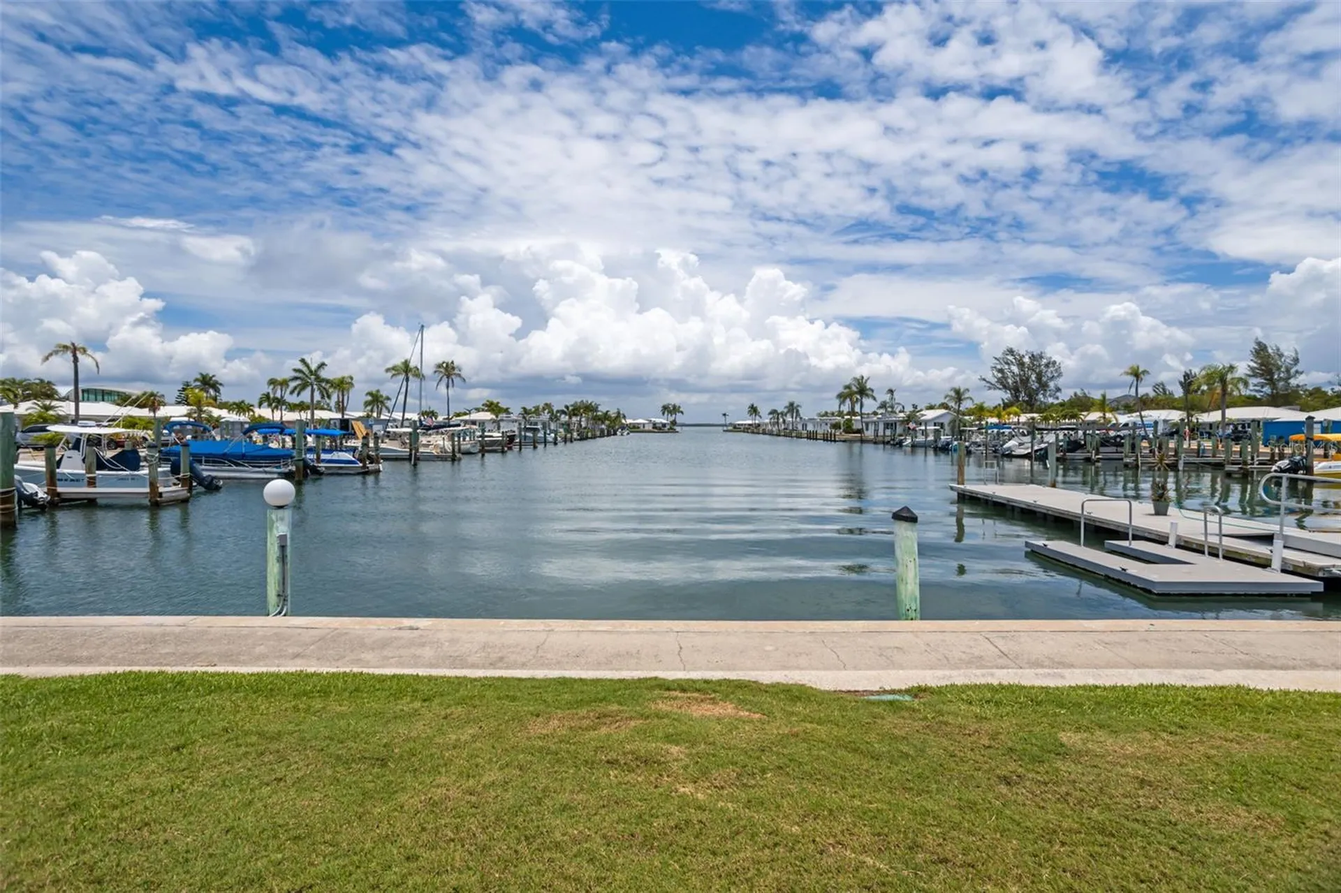 546 Spanish Drive S Longboat Key FL 34228