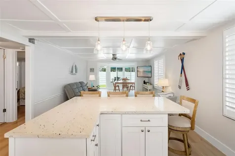 546 Spanish Drive S Longboat Key FL 34228