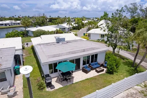 546 Spanish Drive S Longboat Key FL 34228