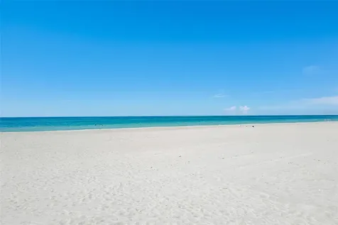 546 Spanish Drive S Longboat Key FL 34228