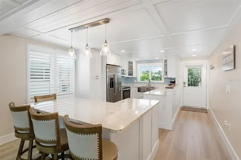 546 Spanish Drive S Longboat Key FL 34228