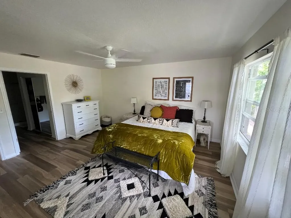 9485 Hamlin Boulevard Seminole FL 33776