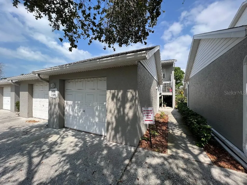9485 Hamlin Boulevard Seminole FL 33776