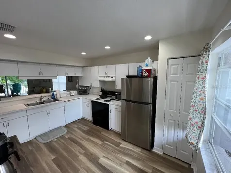 9485 Hamlin Boulevard Seminole FL 33776