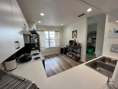9485 Hamlin Boulevard Seminole FL 33776