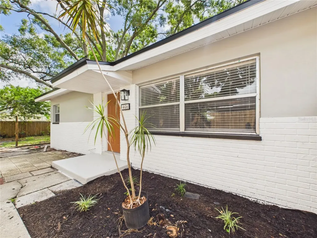 404 6th Avenue NW Largo FL 33770