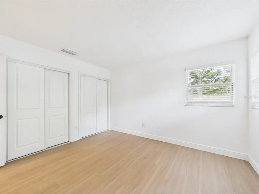 404 6th Avenue NW Largo FL 33770