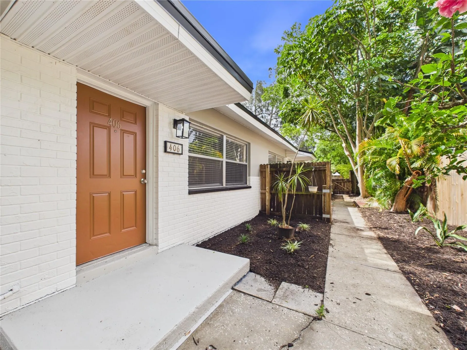 404 6th Avenue NW Largo FL 33770